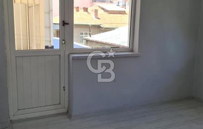 Demetevler Yeşilevler 917 cadde Katta Kiralık 2+1 Daire