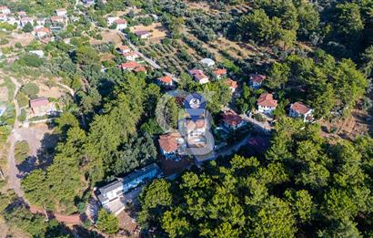 CB MARİNADAN SATILIK 400m2 BAHÇE ALANI VE 7x4 HAVUZLU 4+1 VİLLA