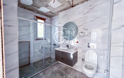 CB MARİNADAN SATILIK 400m2 BAHÇE ALANI VE 7x4 HAVUZLU 4+1 VİLLA