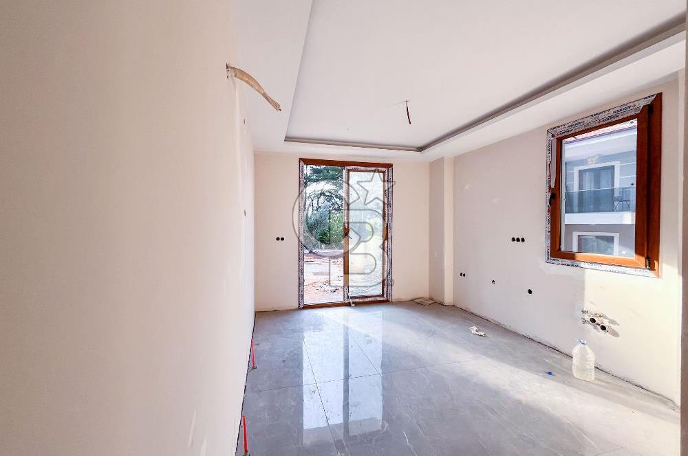 CB MARİNADAN SATILIK 400m2 BAHÇE ALANI VE 7x4 HAVUZLU 4+1 VİLLA