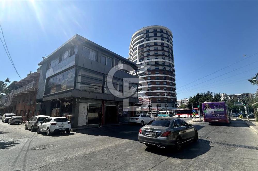 Yıldırım Beyazıt Caddesi Kiralık Köşe Dükkan