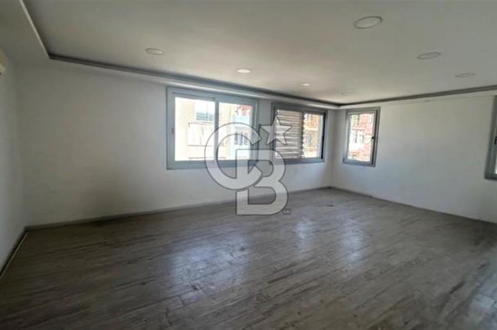 Yıldırım Beyazıt Caddesi Kiralık Köşe Dükkan