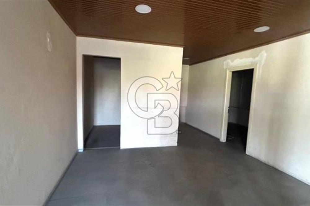 Yıldırım Beyazıt Caddesi Kiralık Köşe Dükkan