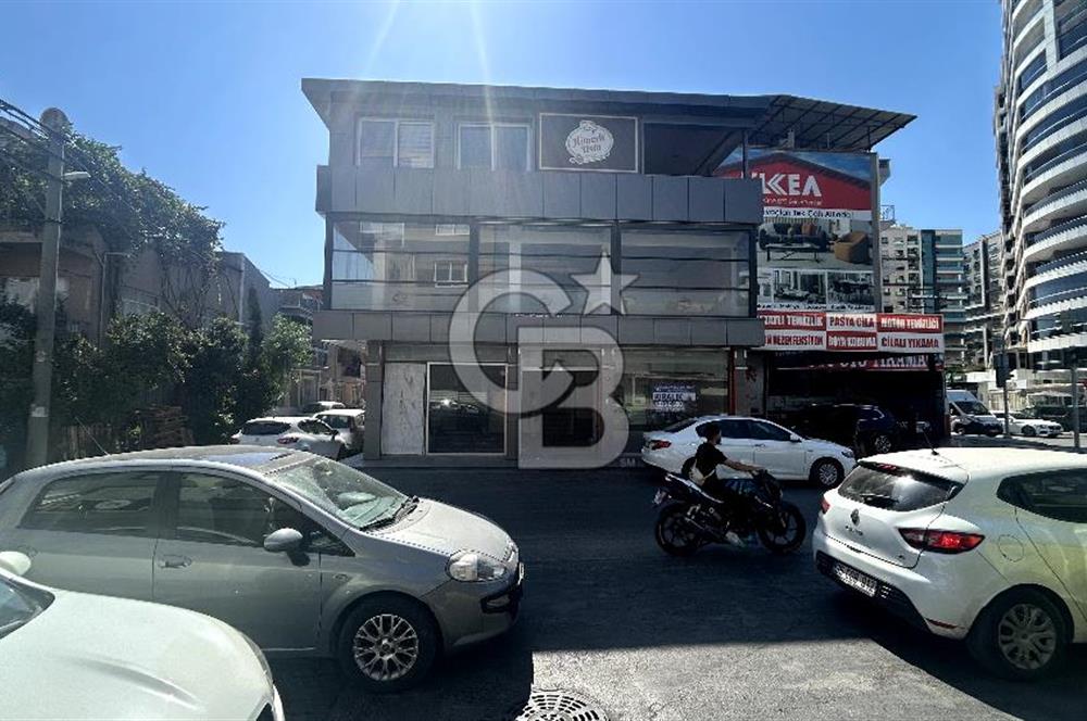 Yıldırım Beyazıt Caddesi Kiralık Köşe Dükkan