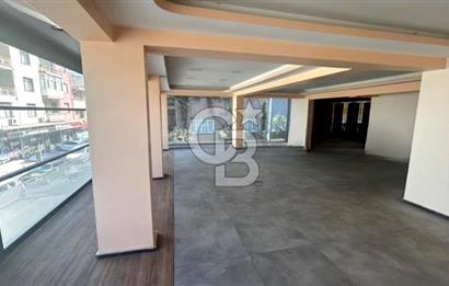 Yıldırım Beyazıt Caddesi Kiralık Köşe Dükkan