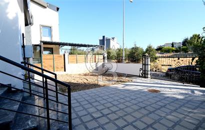 Gölbaşı İncek Tek Yapı Merkezi Lokasyon 4+2 Satılık Sıfır Villa