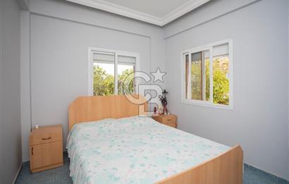 Foça Kozbeyli'de Kiralık Tripleks Müstakil Ev ve Arazi