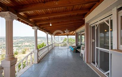Foça Kozbeyli'de Satılık Tripleks Müstakil Ev ve Arazi