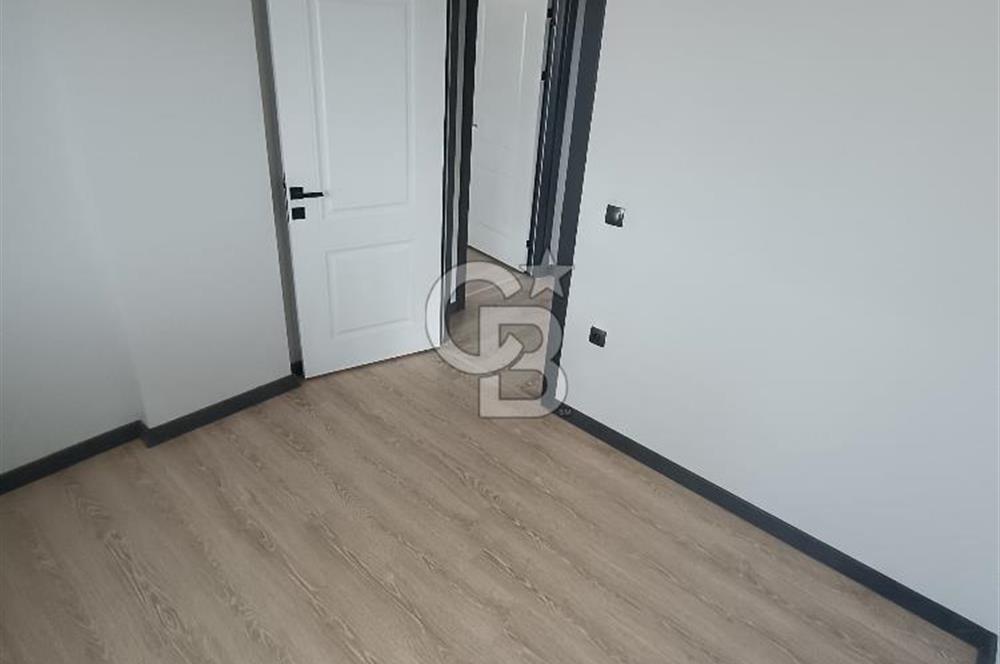 BÜYÜKOYUMCADA PAMUKLU BULVARINDA SATILIIK 2+1 