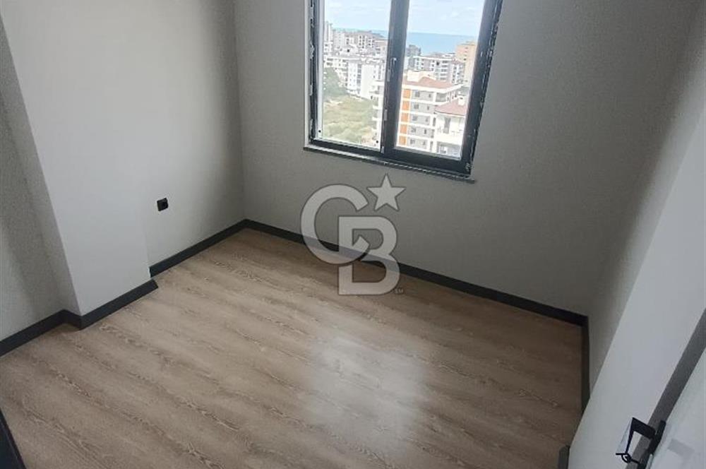 BÜYÜKOYUMCADA PAMUKLU BULVARINDA SATILIIK 2+1 