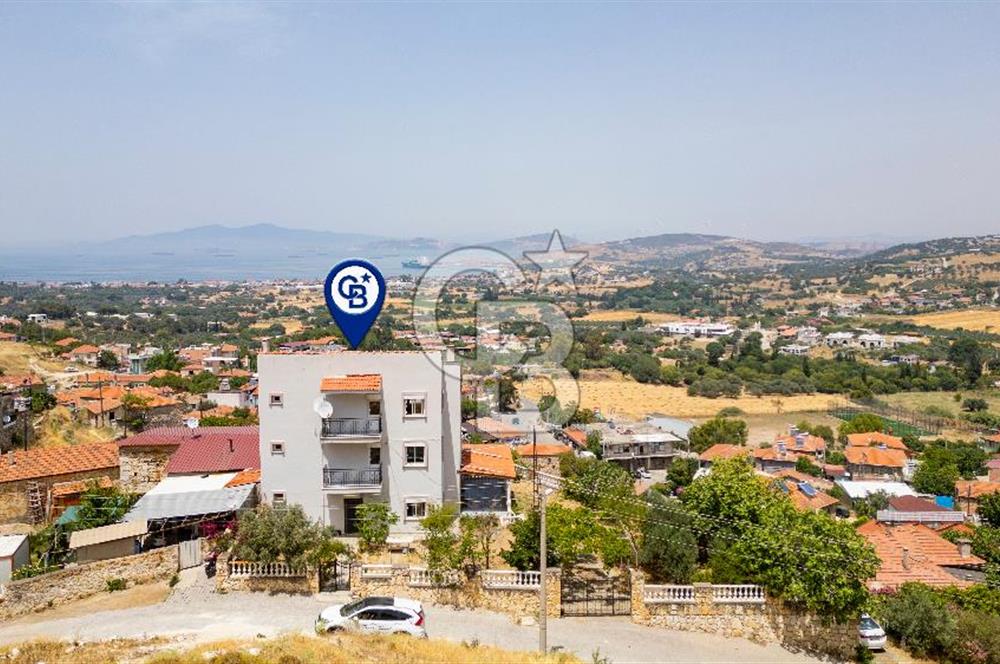 Foça Kozbeyli'de Satılık Tripleks Müstakil Ev ve Arazi