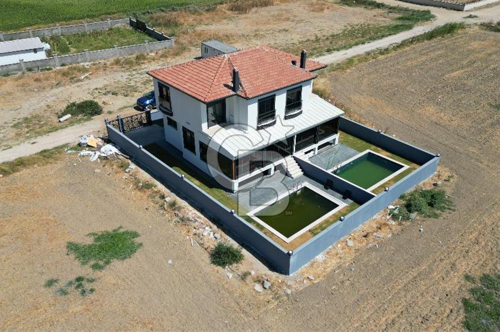 MENEMEN GÜRNERLİ' DE ÖZEL TASARIM SATILIK 3+1 DUBLEKS İKİZ VİLLA