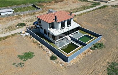 MENEMEN GÜRNERLİ' DE ÖZEL TASARIM SATILIK 3+1 DUBLEKS İKİZ VİLLA