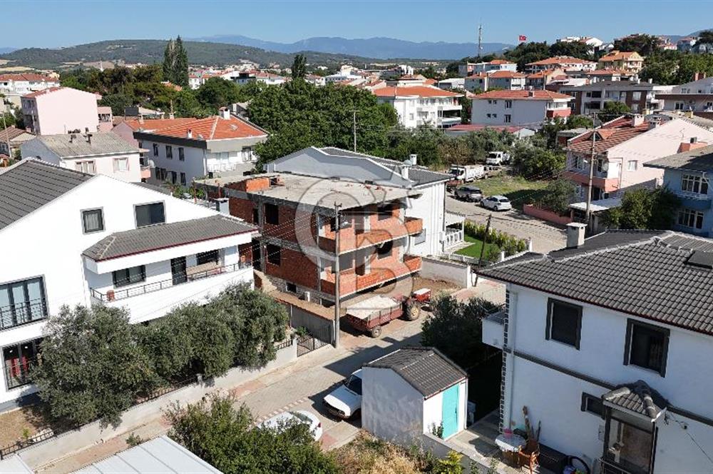 Müstakil Arsa İçerisinde, İster İki Daire, İster Tek Villa!