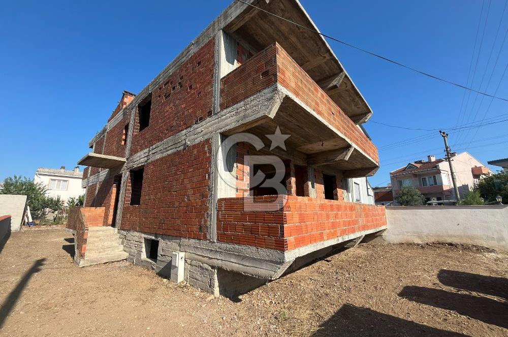 Müstakil Arsa İçerisinde, İster İki Daire, İster Tek Villa!