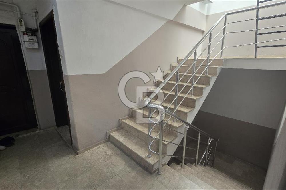 ALİAĞA MERKEZDE EŞYALI KİRALIK 2+1 DAİRE