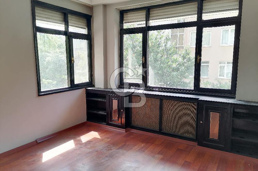 Zorlu Centera Komşu Levazım Sitesinde Kiralık 2+1 Daire