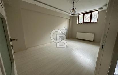 Eyüp İslambey Caddesine Yakın Konumlu Satılık Daire