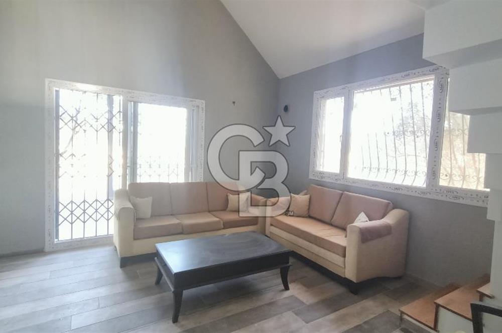  İzmir Bornova Yakaköy Satılık 2+1 Verandalı Ev ve Tarla 