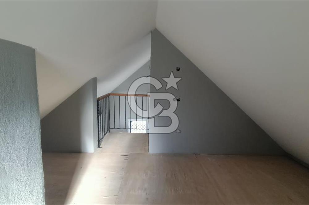  İzmir Bornova Yakaköy Satılık 2+1 Verandalı Ev ve Tarla 