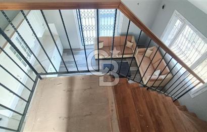  İzmir Bornova Yakaköy Satılık 2+1 Verandalı Ev ve Tarla 
