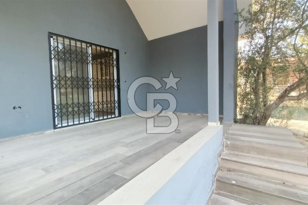  İzmir Bornova Yakaköy Satılık 2+1 Verandalı Ev ve Tarla 