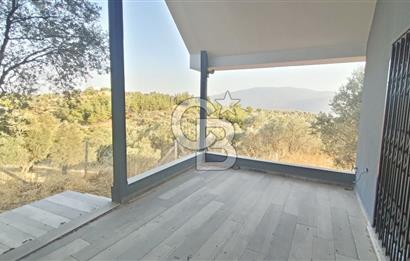  İzmir Bornova Yakaköy Satılık 2+1 Verandalı Ev ve Tarla 