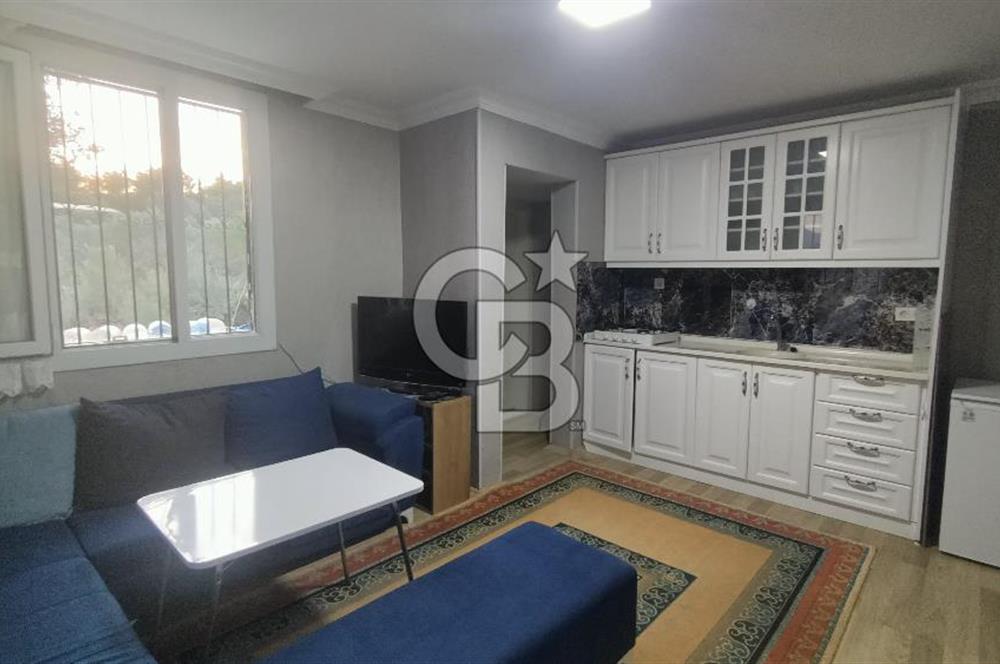 İzmir Bornova Yakaköy Satılık 2+1 Verandalı ev ve Tarla 