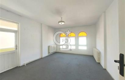 YEŞİLIRMAK CADDESİNDE OTOPARKLI 2+1 KİRALIK OFİS!!