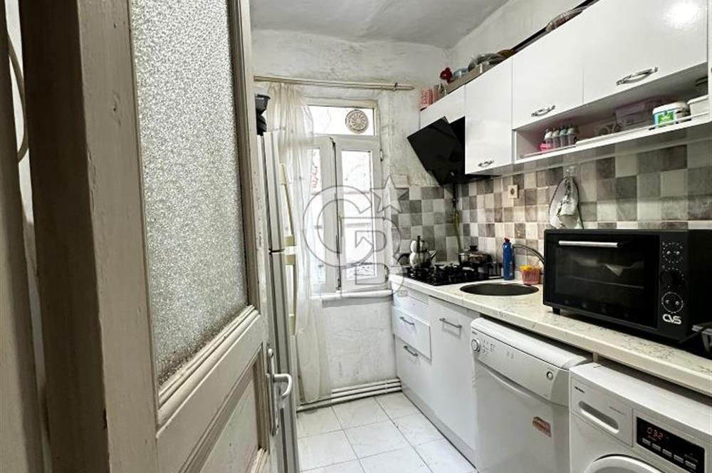 Beyoğlu'nun Kalbi Kalyoncukulluğu Mahallesinde Satılık 2+1 Daire