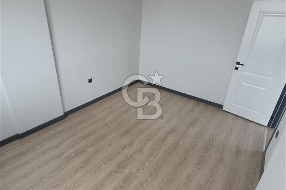 BÜYÜKOYUMCADA PAMUKLU BULVARINDA SATILIIK 2+1 