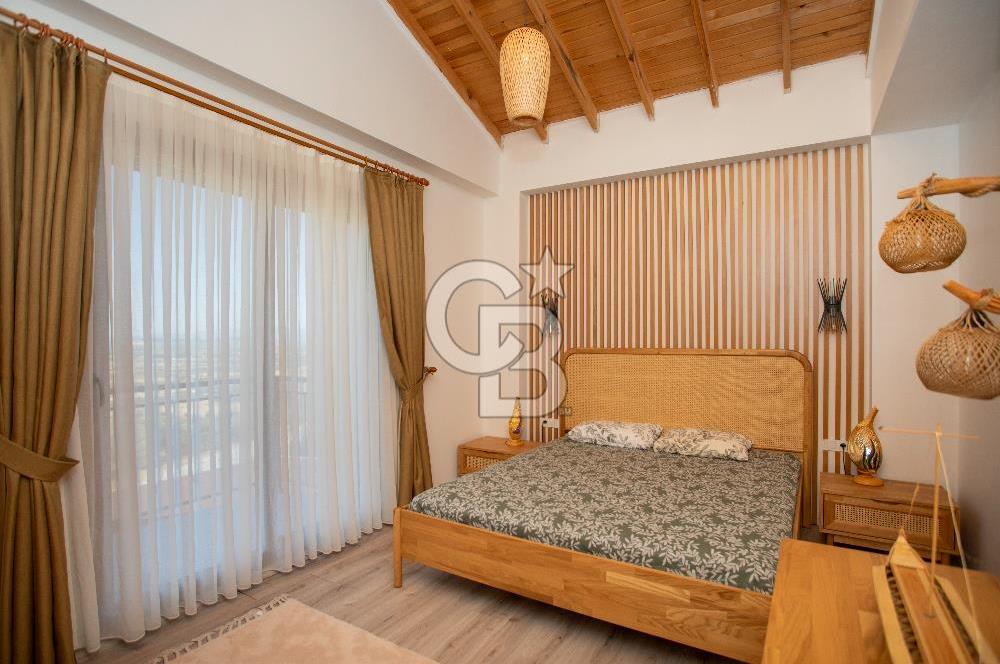 Foça Kocamehmetler'de Satılık 4+1 Müstakil Havuzlu Villa