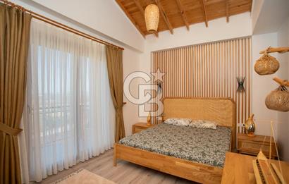 Foça Kocamehmetler'de Satılık 4+1 Müstakil Havuzlu Villa