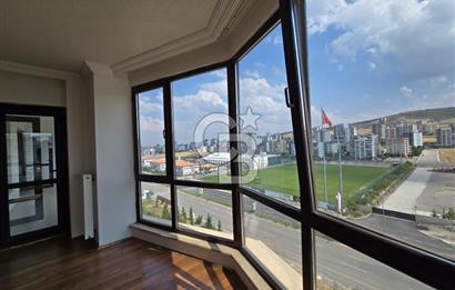 BAĞLICA'DA YÜZME HAVUZLU KAPALI OTOPARKLI SİTE İÇİNDE 4+1 DAİRE