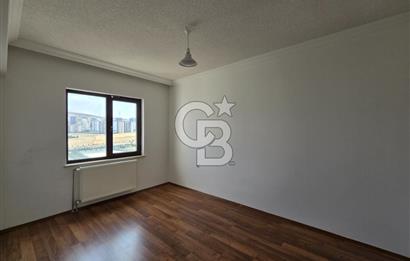 BAĞLICA'DA YÜZME HAVUZLU KAPALI OTOPARKLI SİTE İÇİNDE 4+1 DAİRE