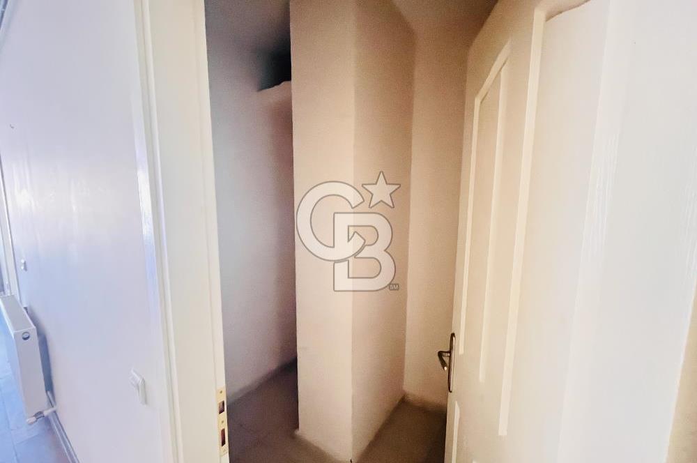 Demirköprü İzbana Çok Yakın Balkonlu ve Geniş Kiralık 1+1 Daire