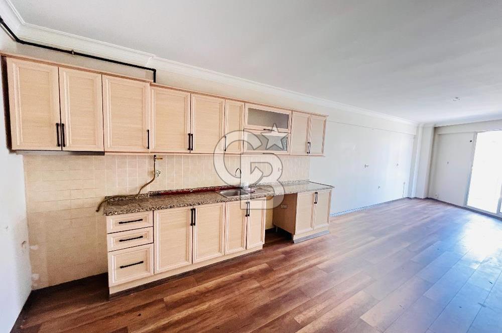 Demirköprü İzbana Çok Yakın Balkonlu ve Geniş Kiralık 1+1 Daire