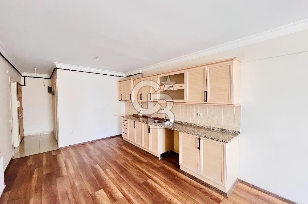 Demirköprü İzbana Çok Yakın Balkonlu ve Geniş Kiralık 1+1 Daire