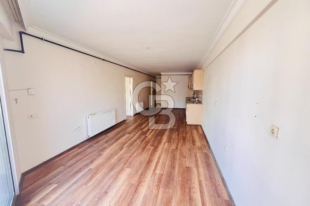 Demirköprü İzbana Çok Yakın Balkonlu ve Geniş Kiralık 1+1 Daire