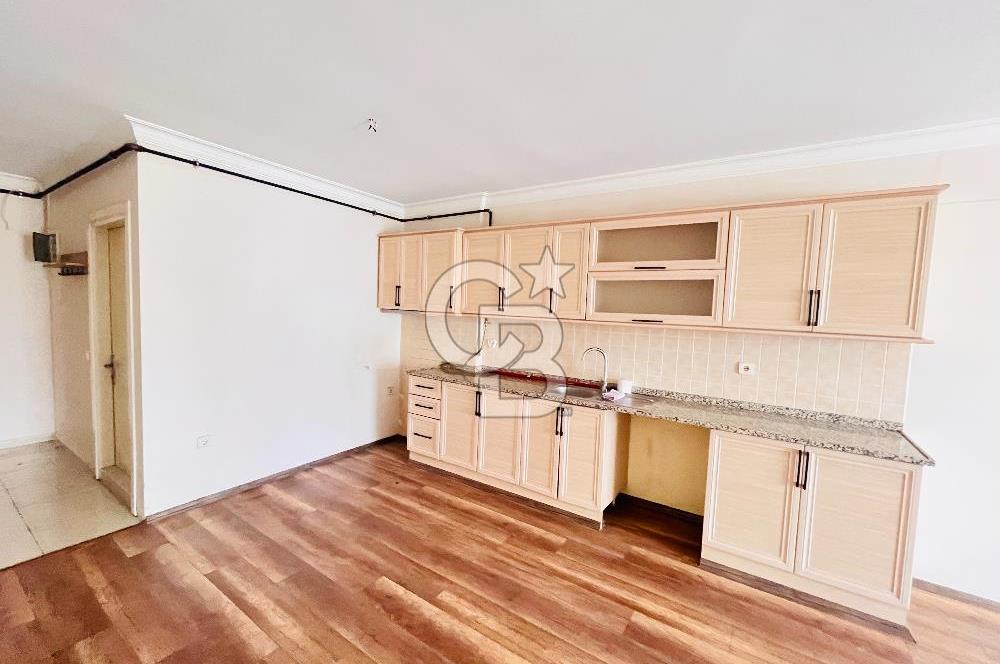 Demirköprü İzbana Çok Yakın Balkonlu ve Geniş Kiralık 1+1 Daire