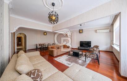 Modern Eşyalı Kiralık Beşiktaş Akaretler 4+1 Prestijli Konum