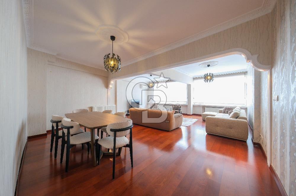 Modern Eşyalı Kiralık Beşiktaş Akaretler 4+1 Prestijli Konum