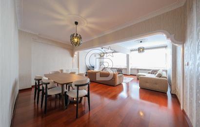 Modern Eşyalı Kiralık Beşiktaş Akaretler 4+1 Prestijli Konum
