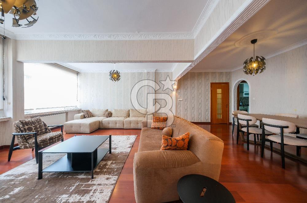 Modern Eşyalı Kiralık Beşiktaş Akaretler 4+1 Prestijli Konum