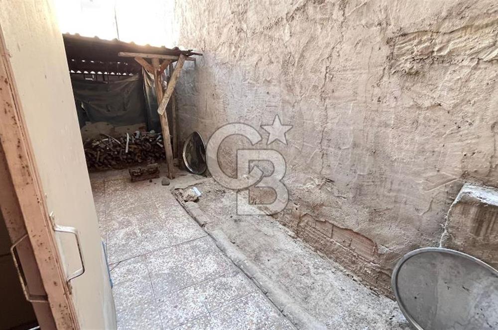 Karabağlar Bozyaka Kapalı Pazar Yakını Satılık Karafırınlı Dükkan