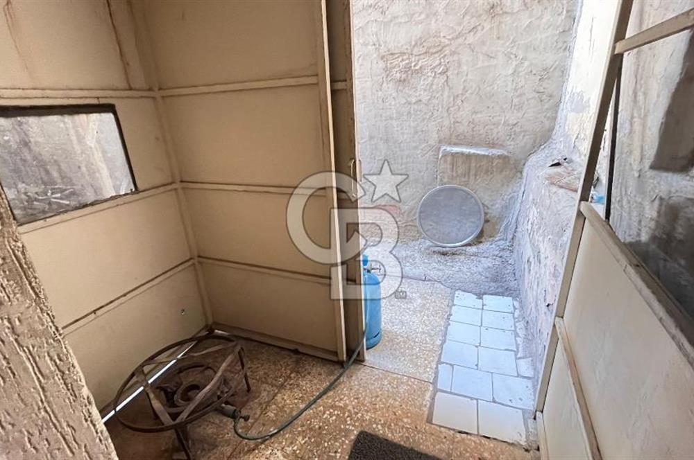 Karabağlar Bozyaka Kapalı Pazar Yakını Satılık Karafırınlı Dükkan