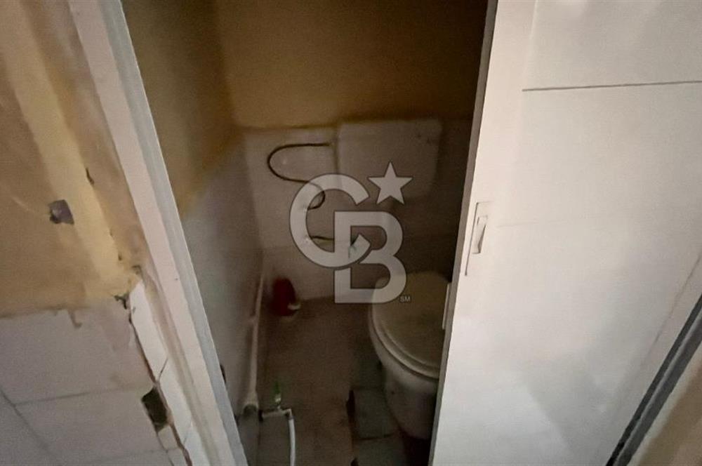 Karabağlar Bozyaka Kapalı Pazar Yakını Satılık Karafırınlı Dükkan