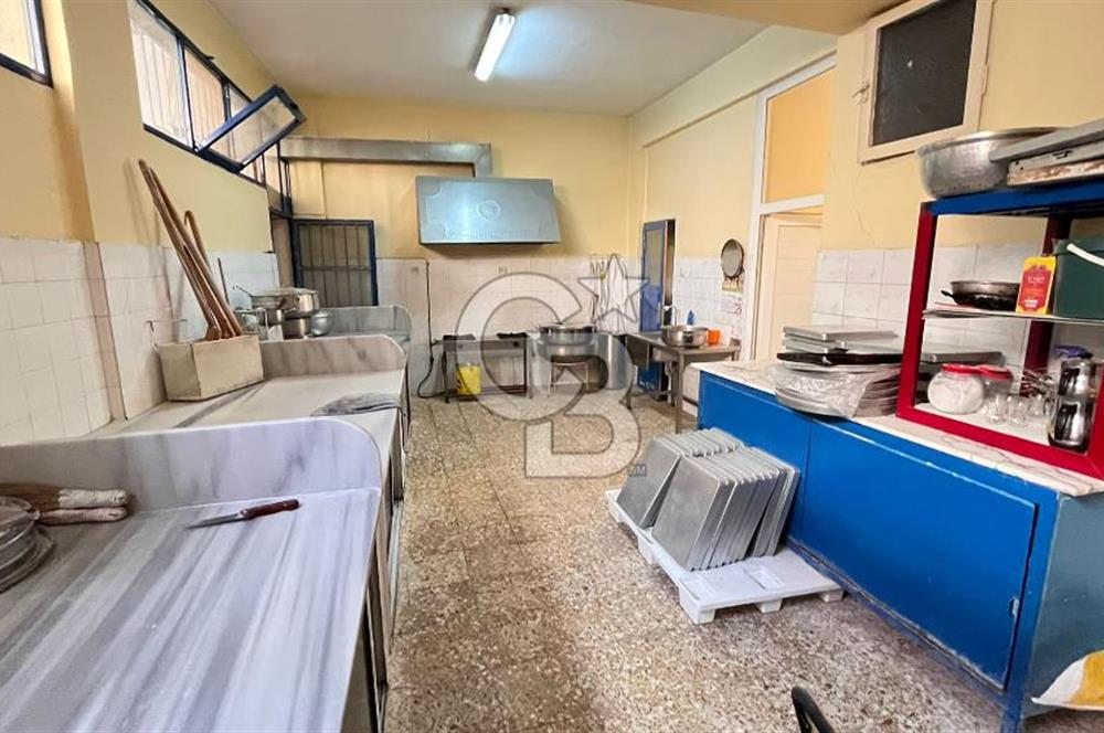 Karabağlar Bozyaka Kapalı Pazar Yakını Satılık Karafırınlı Dükkan