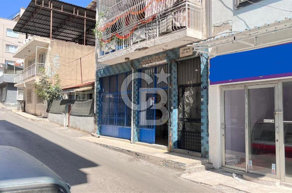 Karabağlar Bozyaka Kapalı Pazar Yakını Satılık Karafırınlı Dükkan