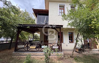 BAŞİSKELE'DE DAİRE FİYATINA MÜSTAKİL YAŞAM, 3+1 İKİZ VİLLA